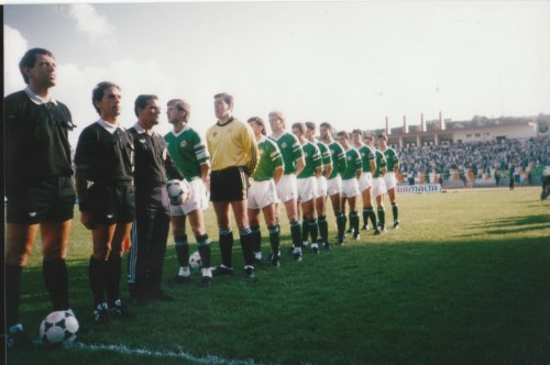 Republic of Ireland team lining up. Copyright - BM.