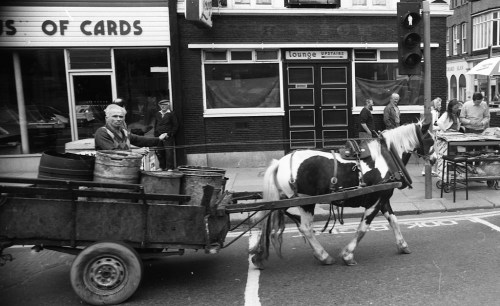 Draught Horse passing a closed Rice's, c. 1985. Credit - dublincitypubliclibraries.com