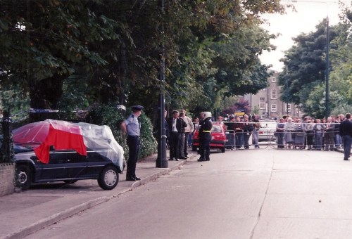 Aftermath of the shooting of Martin Cahill, 1994. Credit - Oisin (Broadsheet.ie)
