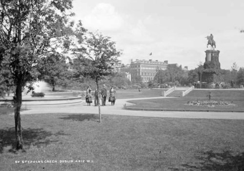 National Library of Ireland image showing George II in the centre of the Green.