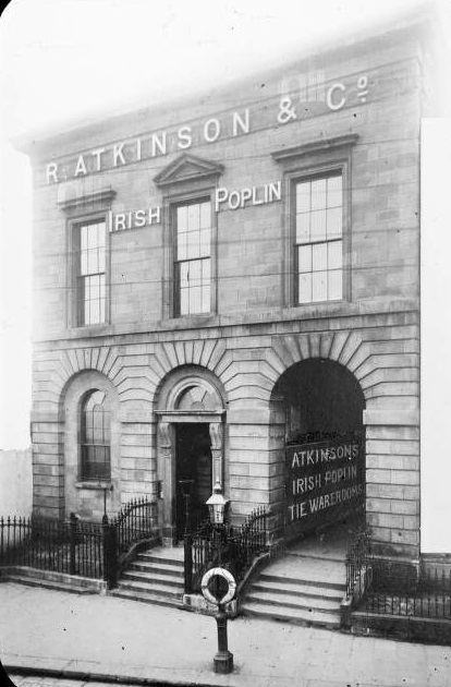 MerchantsHallDescription