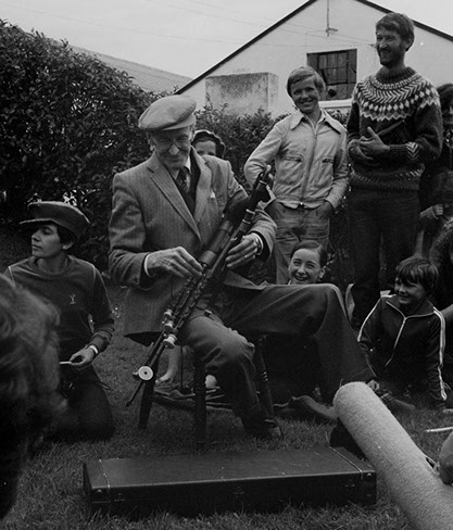 seamus ennis garden recital early 80s 12